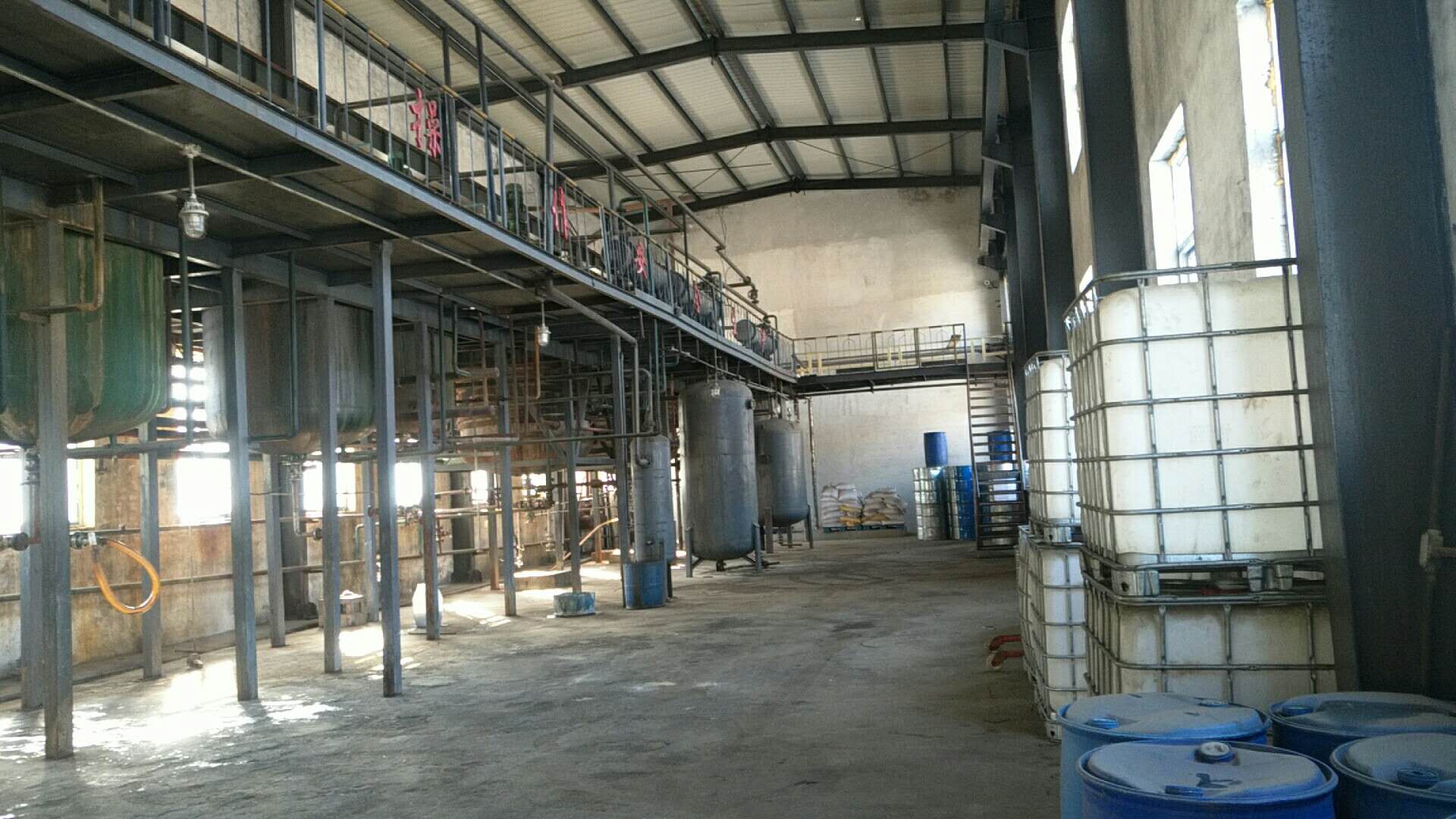 ���̰���